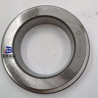 El tipo de material utilizado para la fabricación de los rodamientos es el GAC110SK.