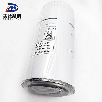 Partes de camiones pesados 0114786/0818 Elemento de filtro de combustible diesel para el rendimiento del motor