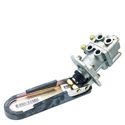 Las piezas de repuesto del autobús de tamaño estándar del cilindro principal del freno 3514-10-00008 válvula de control del silenciador