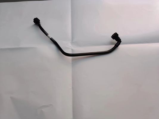 Como las fotos muestran, las piezas del motor de automóviles, las tuberías de agua, las piezas de repuesto de automóviles.