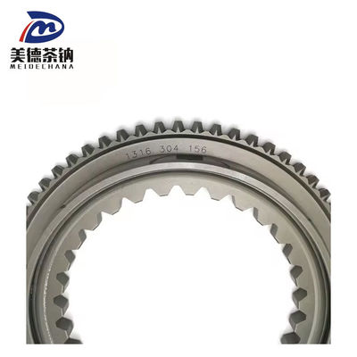 Se trata de una caja de cambios de camión europea 16S151/181/220/221/251 Tercer/Cuarto cono sincronizador 1316304156/1316304146