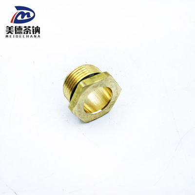 OE NO. 3506410-1500 Manga roscada M16 con anillo de sellado para piezas de latón de camiones FAW
