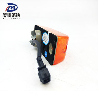 Partidas de automóviles Camión LED Marcador lateral indicador de luz lámpara de señalización de montaje trasero izquierda vuelta de señal de montaje 3726010-DR050